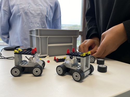 Lego-Autos nach dem Zusammenbau