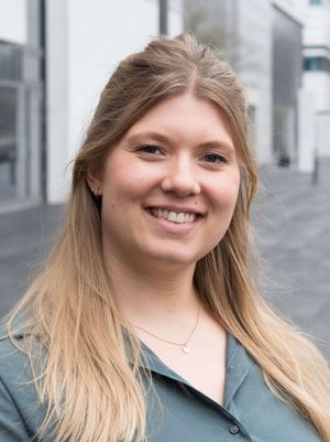 Carolin Kausemann Carolin Kausemann