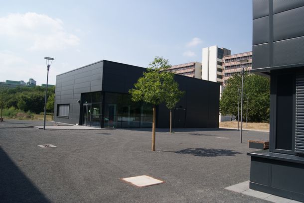 Der Neubau des Geothermiezentrums im Jahr 2013.