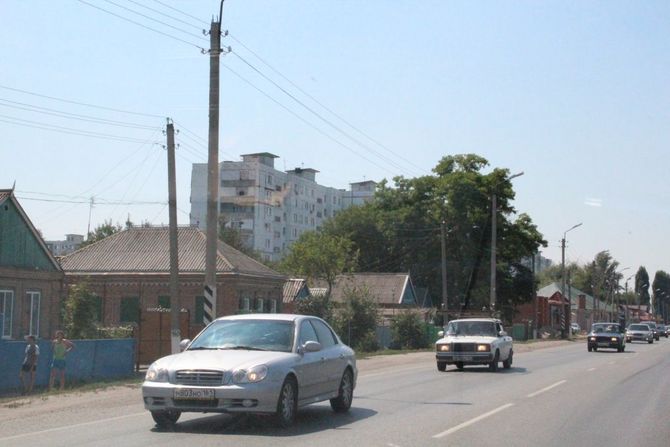 Straßenbild in den äußeren Stadtbezirken Rostovs