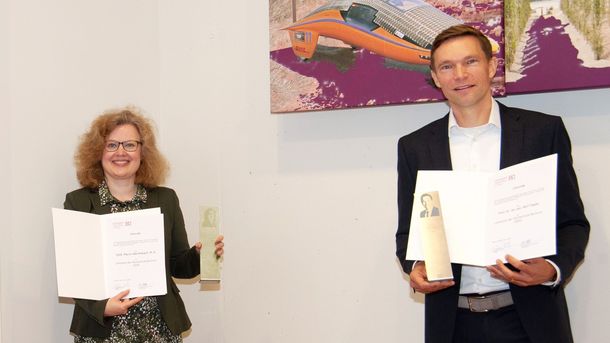 Lehrpreisträger 2020: Sprachenlehrerin Marion Werthebach und Prof. Dr. Rolf Tappe