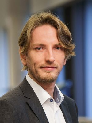 Markus Wübbeler Markus Wübbeler