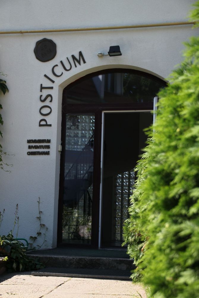 Das Posticum. Wunderbare Herberge in Oradea, Rumänien