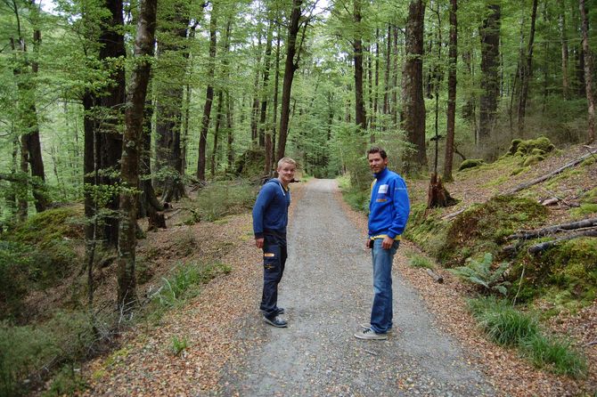 Auf der Suche nach Hobbits: Marius Kotyga und Tim Skerra