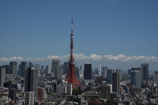Tokio Tower, Hochhäuser