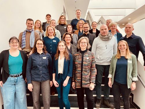 Gruppenfoto der Projektpartner*innen