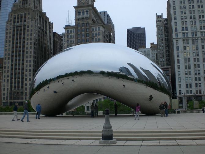 Nächster Tag: Besuch von Downtown Chicago. Hier zu sehen: 'The Bean', eine metergroße, verspiegelte... ja, Bohne!