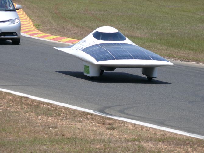 Das Design ist mehr als 4 Jahre alt: Solarcar des MIT aus den USA