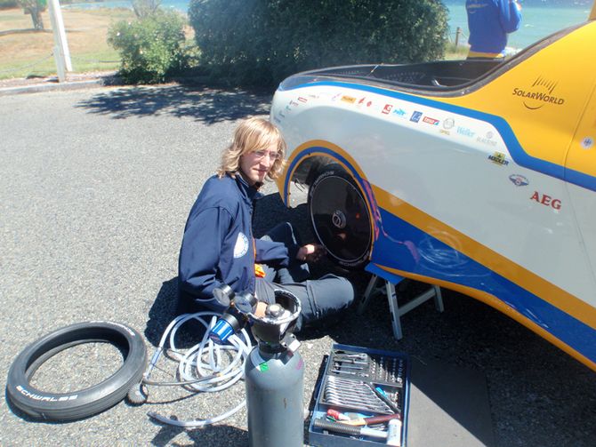 Yago Elbrecht beim Pit Stopp