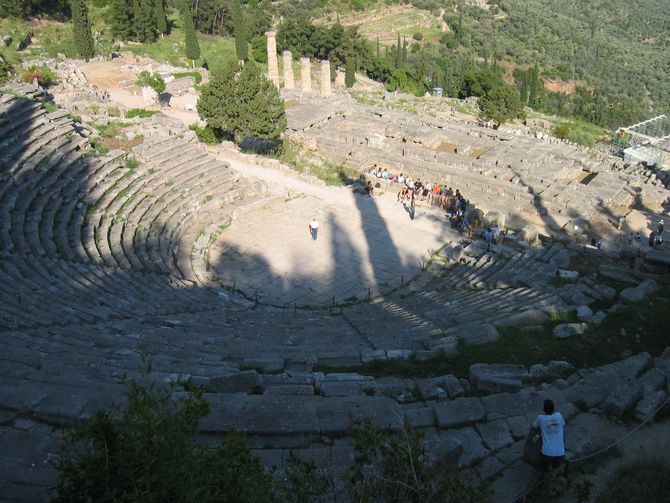 Das Amphitheater der Orakelstätte