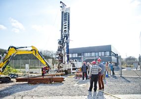 Als Kompetenzzentrum mit anwendungsorientierter Forschung passt das Geothermiezentrum gut zu den Instituten der Fraunhofer-Gesellschaft. 