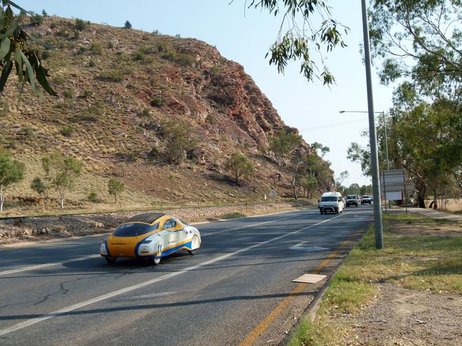 Am Heavitree Gap in Alice Springs