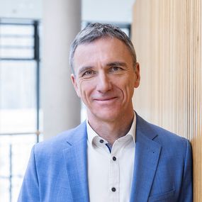 Prof. Dr. rer. nat. Sven Dieterich 