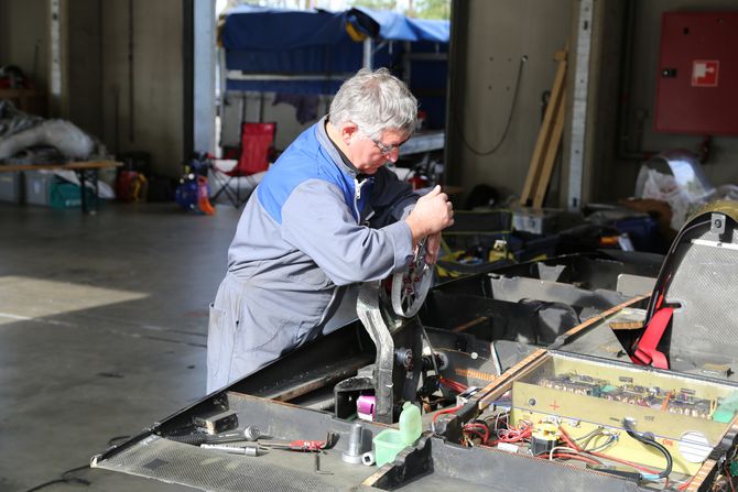 Motorreparatur bei den Franzosen