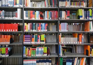 Fachbibliothek Technik: Regale