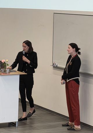 Prof. Dr. Mirjam Peters und Prof Dr. med. Cornelia Kolberg-Liedtke aus der Hebammenwissenschaft führten durch den Fachtag „Human Rights in Childbirth“