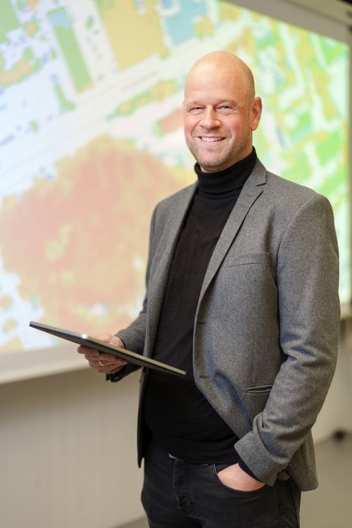 Ein Portrait von Prof. Dr. Carsten Keßler.