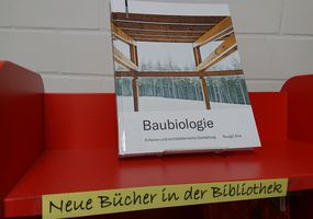 Präsentation neuer Bücher in der Bibliothek