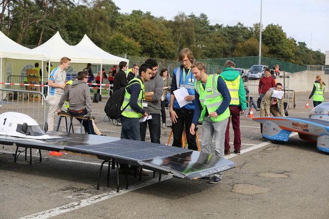 Diskussion zur mechanischen Stabilität des Solararrays aus der Türkei