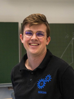 Vorsitzender
